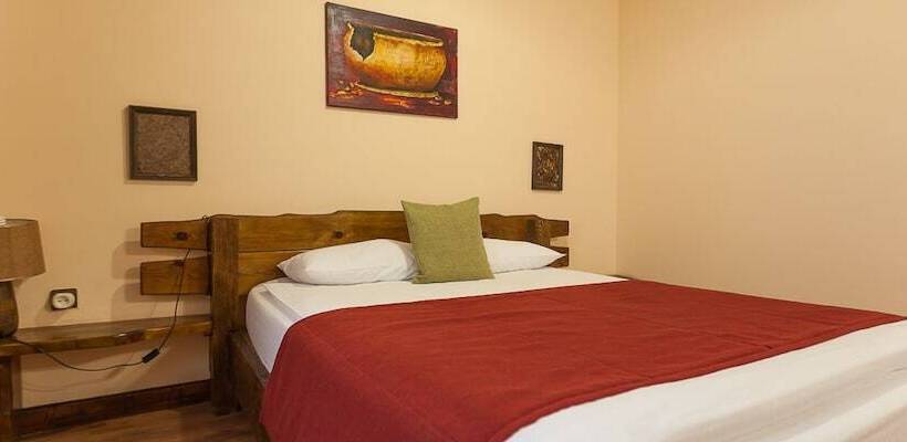 اتاق استاندارد, Saraishyq