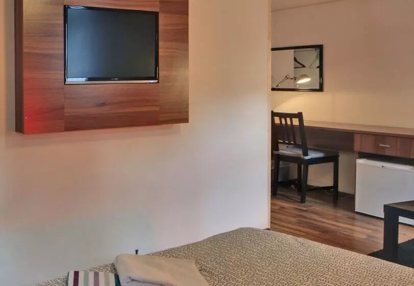 Deluxe Neljän Hengen Huone, Taban Hostel Zagreb   Hostel