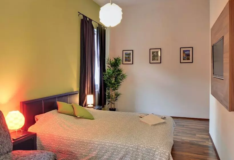 Deluxe Neljän Hengen Huone, Taban Hostel Zagreb   Hostel