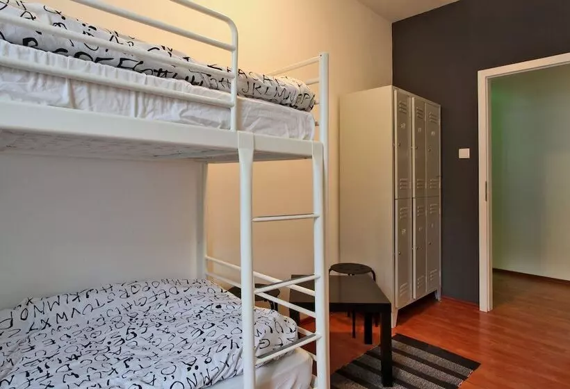 Vuode Makuusalissa, Taban Hostel Zagreb   Hostel