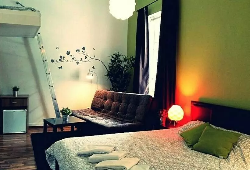 Deluxe Neljän Hengen Huone, Taban Hostel Zagreb   Hostel