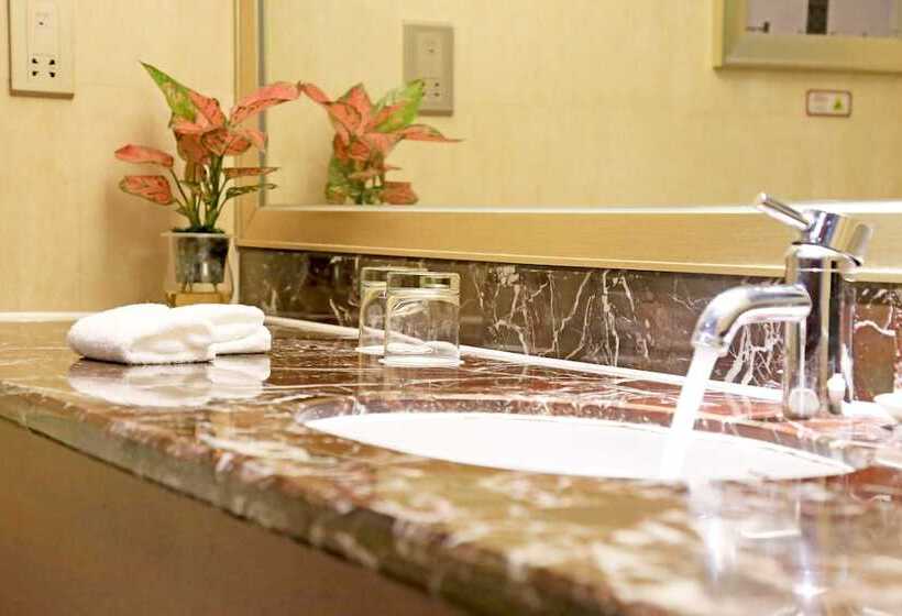 Executive Oda, Xianglu Grand