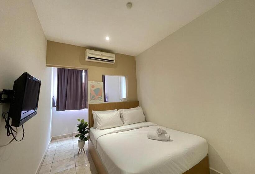 اتاق لوکس با تخت بزرگ, Swing & Pillows   Kl Sri Petaling