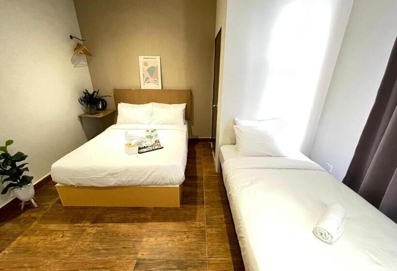 Executive Üç Kişilik Oda, Swing & Pillows   Kl Sri Petaling