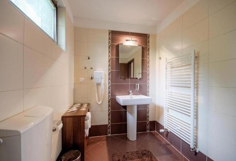 高级大房间, Plitvice Holiday Resort