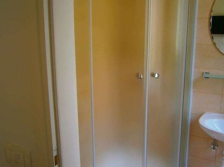 اتاق استاندارد چهار تخته, Rooms And Apartments Djanovic