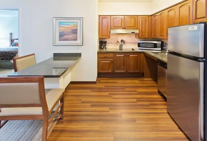 スイート, Staybridge Suites Everett   Paine Field, An Ihg