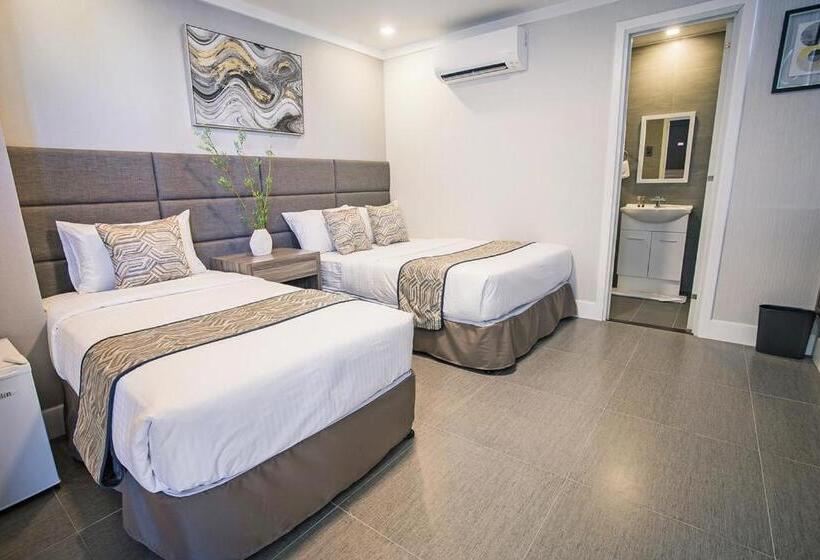 اتاق استاندارد سه نفره, Anika Suites