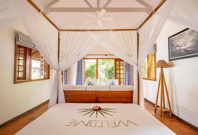 اتاق لوکس با چشمانداز دریا, Cassia Cottage Resort And Spa