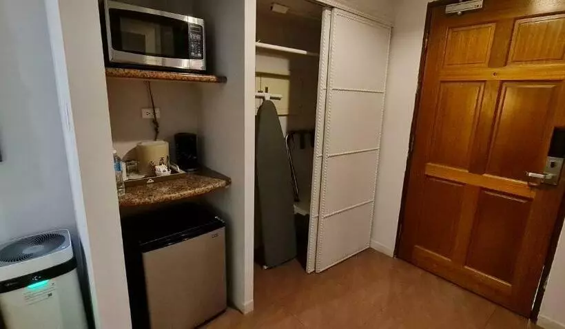 اتاق استاندارد, Days Inn Guam Tamuning