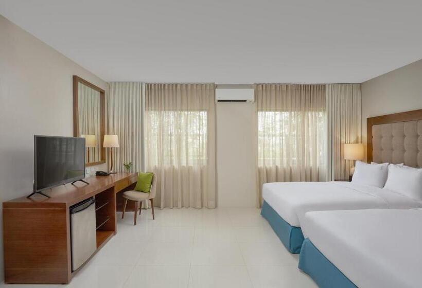 סוויטה, Holiday Inn & Suites Batangas Limapark, An Ihg