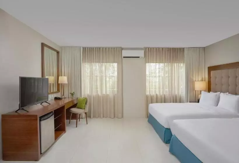 スイート, Holiday Inn & Suites Batangas Limapark, An Ihg
