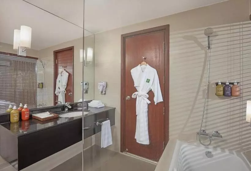 スイート, Holiday Inn & Suites Batangas Limapark, An Ihg