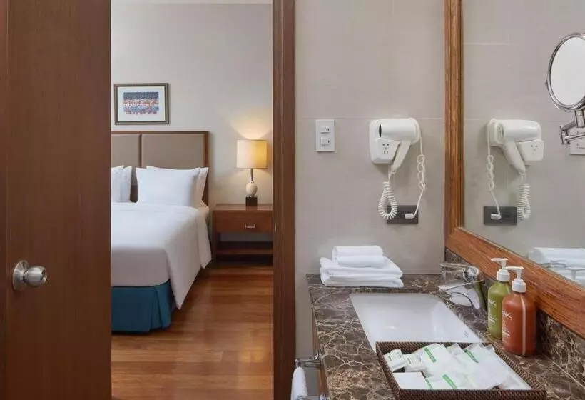 2 Bedroom Suite Pool View, Holiday Inn & Suites Batangas Limapark, An Ihg
