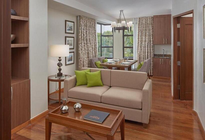 2 Bedroom Suite Pool View, Holiday Inn & Suites Batangas Limapark, An Ihg
