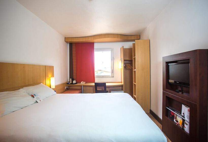 اتاق استاندارد با تخت دوبل, Ibis Lagos Airport