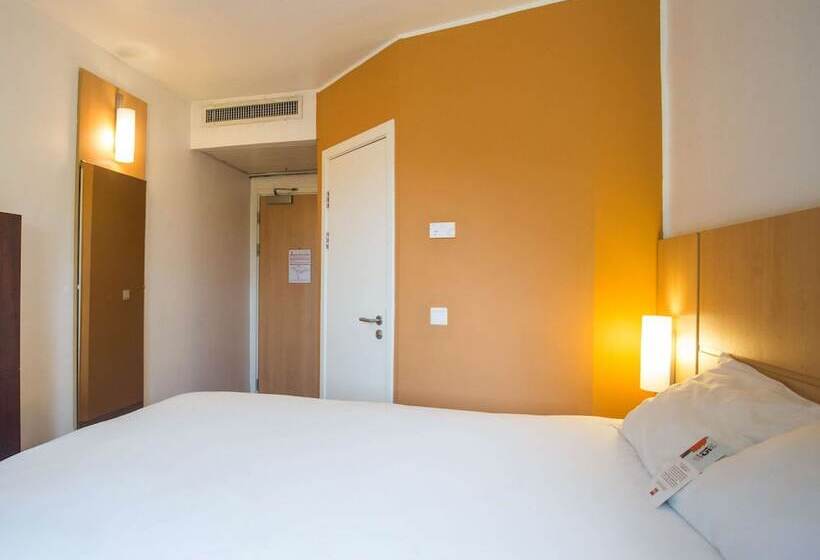 اتاق استاندارد با تخت دوبل, Ibis Lagos Airport