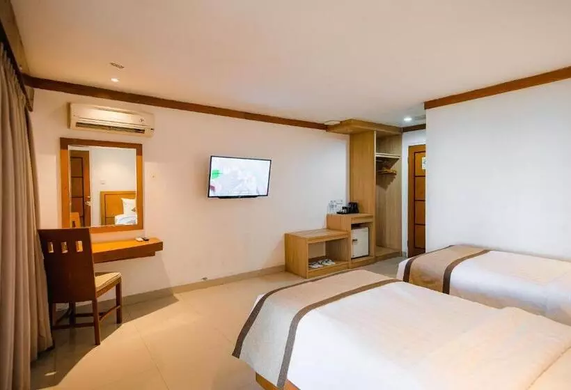Standard Room with Balcony, Patra Anyer