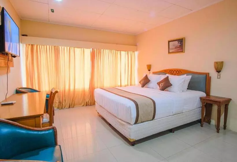 Family Room Sea View, Patra Anyer