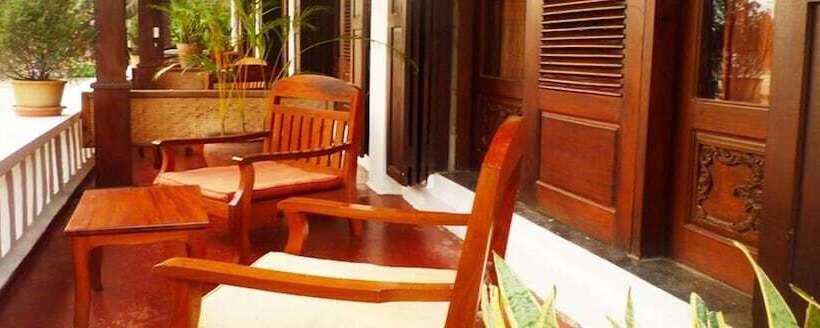 اتاق سوپریور با چشم‌انداز رودخانه, Saynamkhan River View