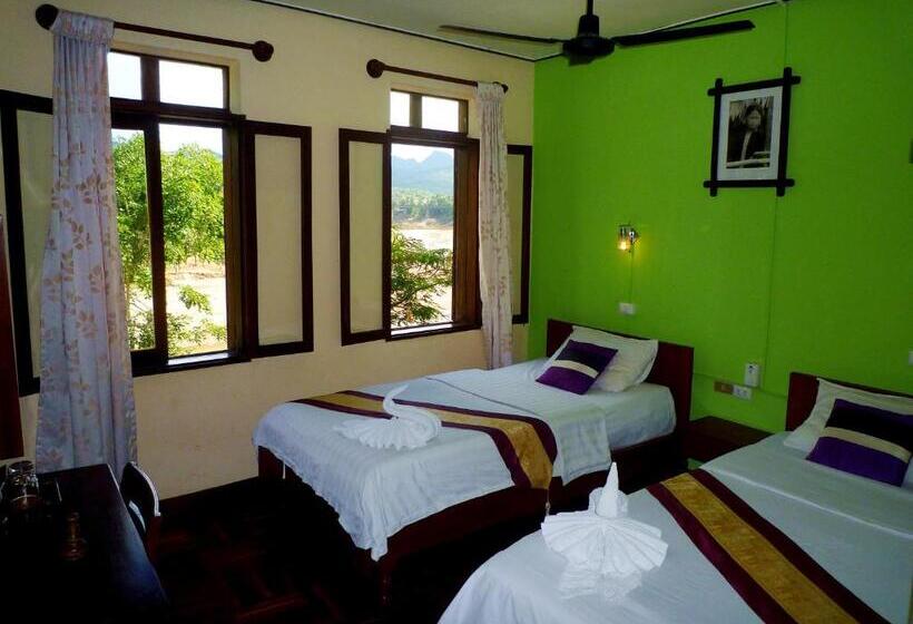 اتاق استاندارد با چشم‌انداز, Saynamkhan River View