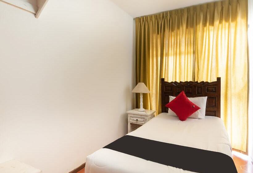 スタンダードトリプルルーム, Suites Internacional