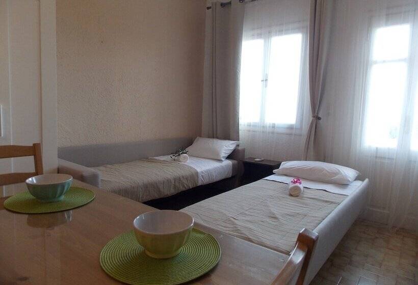 Apartamento 1 Dormitório Vista Mar, Mirabella Apartments