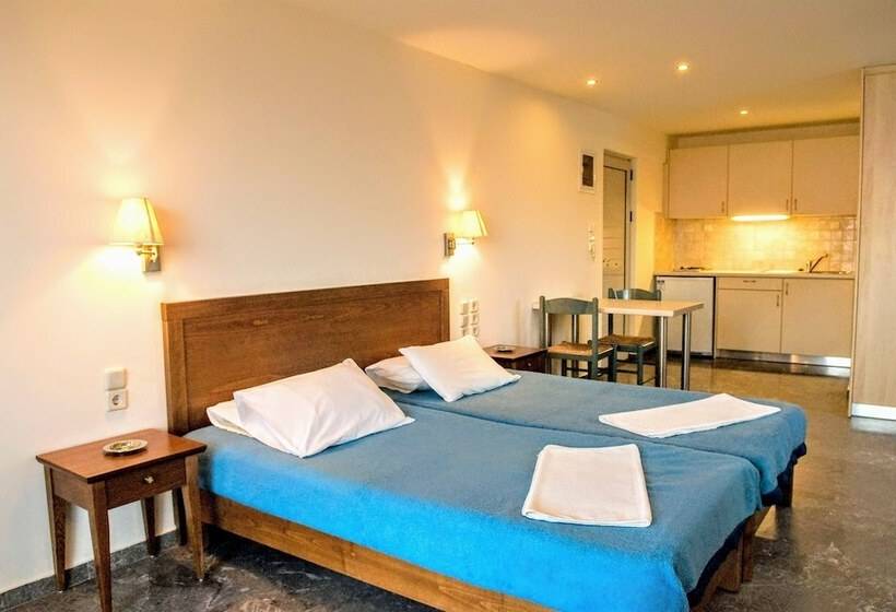 Triple Room Sea View, Mirabella Apartments