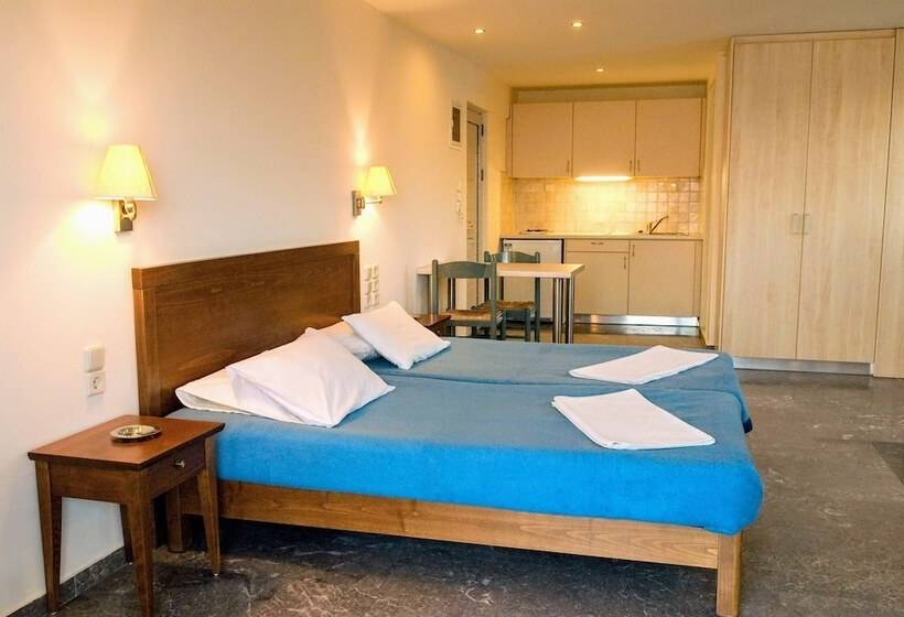 Triple Room Sea View, Mirabella Apartments