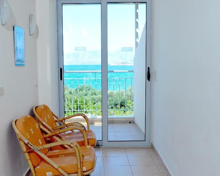 海の見える2ベッドルームアパートメント, Mirabella Apartments