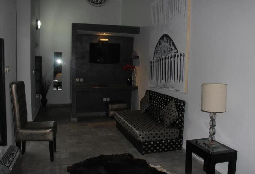 Номер Стандарт, Riad7