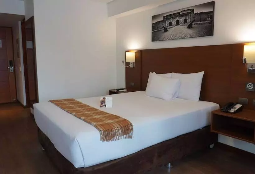 سوییت جونیور, Casa Andina Select Miraflores