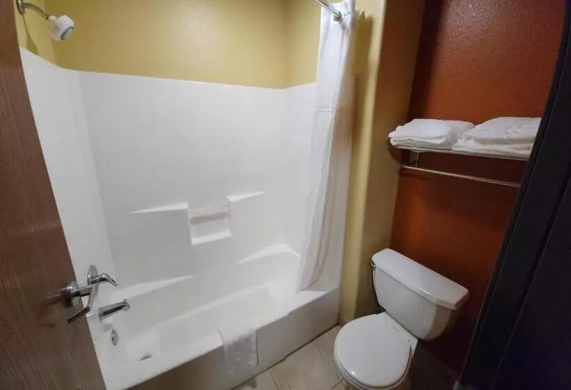 Standard-huone King-vuode, Days Inn By Wyndham Lumberton