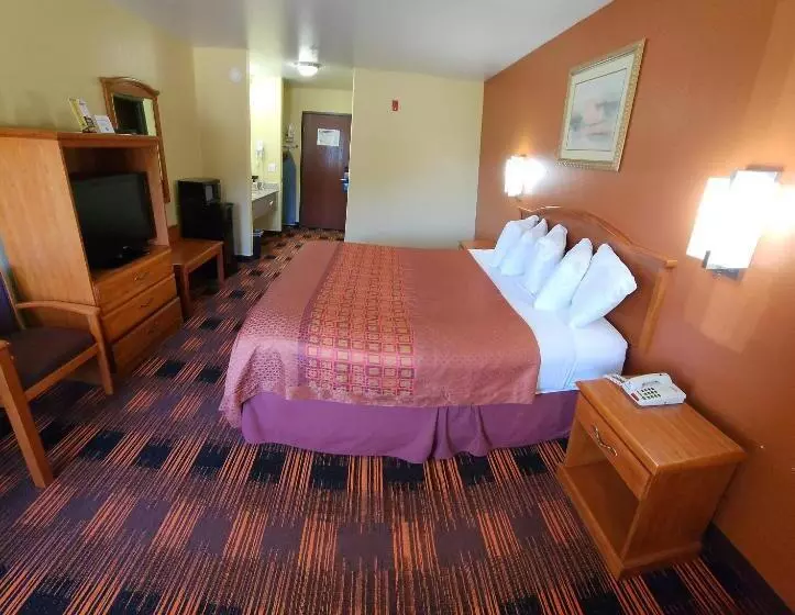 Standard-huone King-vuode, Days Inn By Wyndham Lumberton