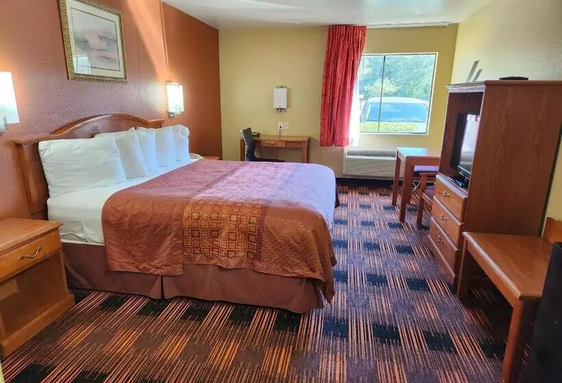 Standard-huone King-vuode, Days Inn By Wyndham Lumberton