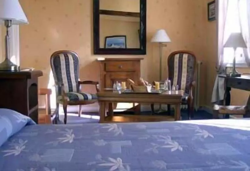 コンフォートルーム, Hostellerie De La Bouriane