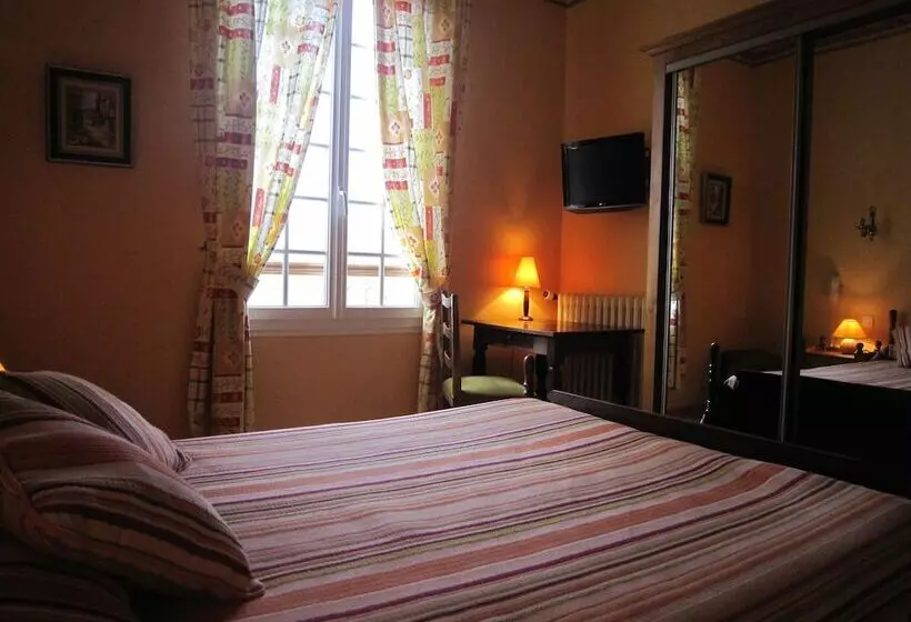 スタンダードルーム, Hostellerie De La Bouriane