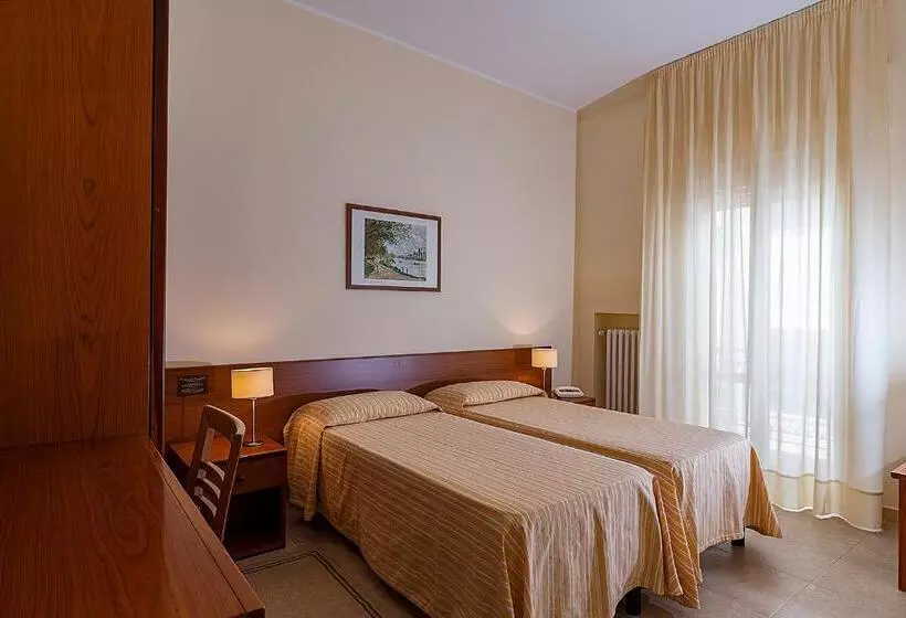 Standard-huone, Il Nocchiero City