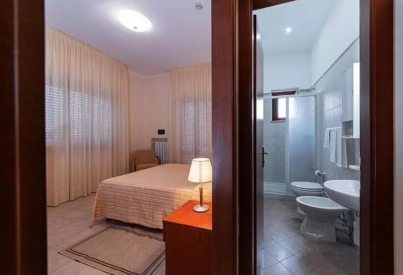Standard-huone, Il Nocchiero City