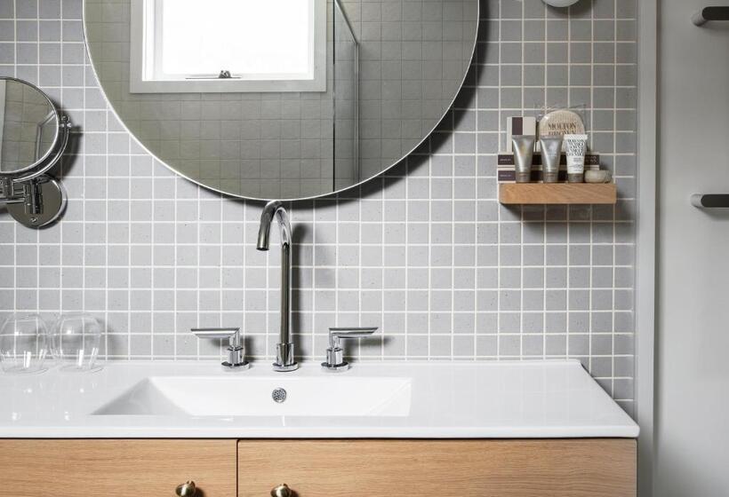 Quarto Estandar com Sacada, Lancemore Lindenderry Red Hill
