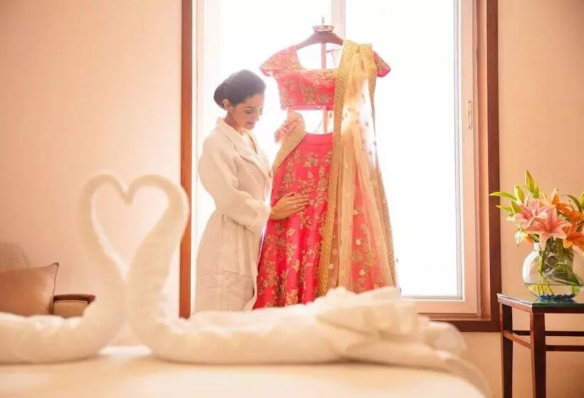 デラックスルーム, Orchha Palace And Convention Centre