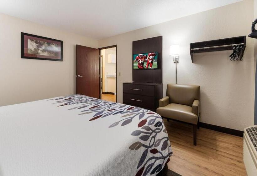 מיטת קינג בסוויטה, Red Roof Inn Auburn