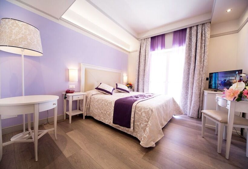 Классический Номер Вид на Море, Regina