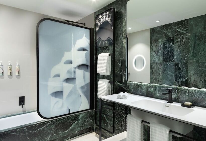 标准间带双人床, Renaissance Barcelona