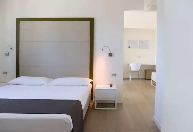 اتاق پریمیوم چهارنفره, Smeraldo Suites & Spa