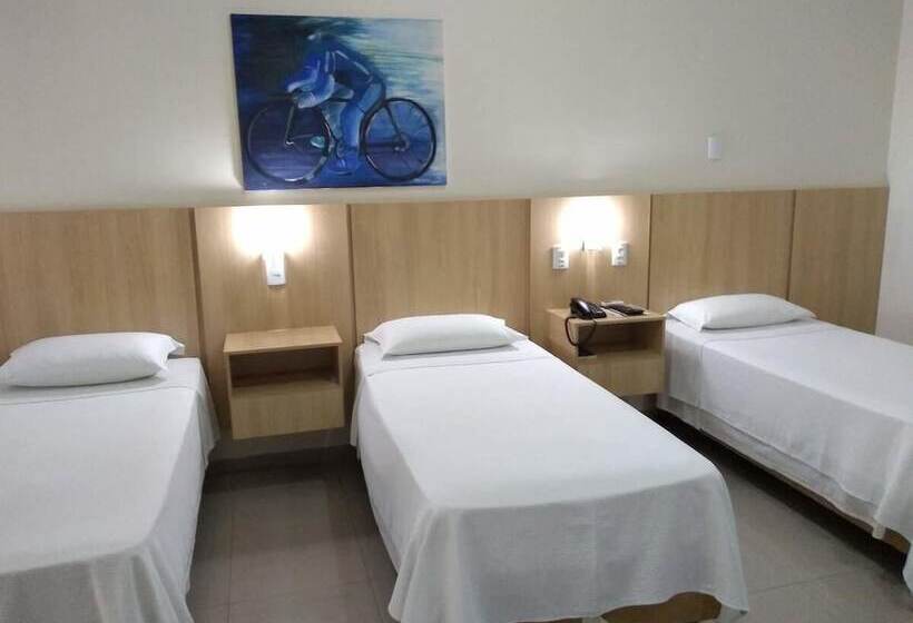 Номер Стандарт Трехместный, Victoria Plaza