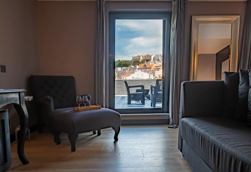 اتاق لوکس با تراس, 138 Liberdade