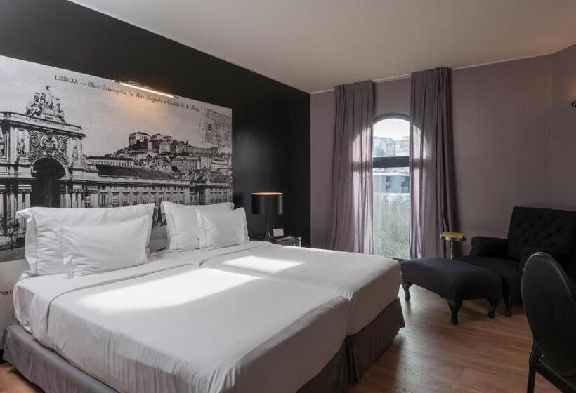 اتاق کلاسیک, 138 Liberdade