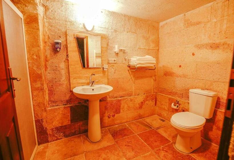 سوئیت با تخت بزرگ, Alaca Cave Cappadocia