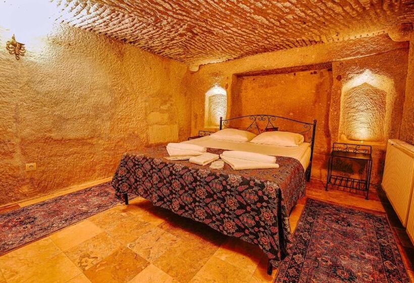 سوئیت با تخت بزرگ, Alaca Cave Cappadocia